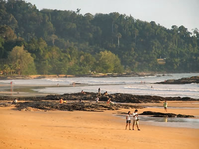 Book Resort, Bungalows, rooms at Nang Thong  Khao Lak, Thailand.